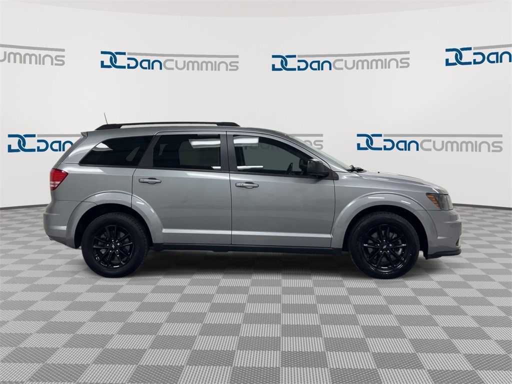 Used 2020 Dodge Journey SE w/ SE Popular Equipment Group image 9