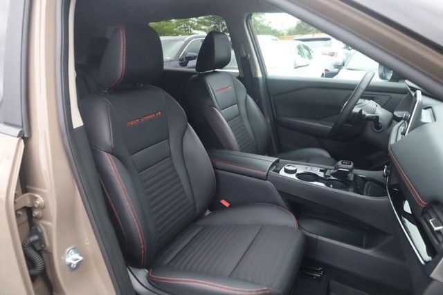 Certified 2025 Nissan Rogue SV AWD/4WD image 21
