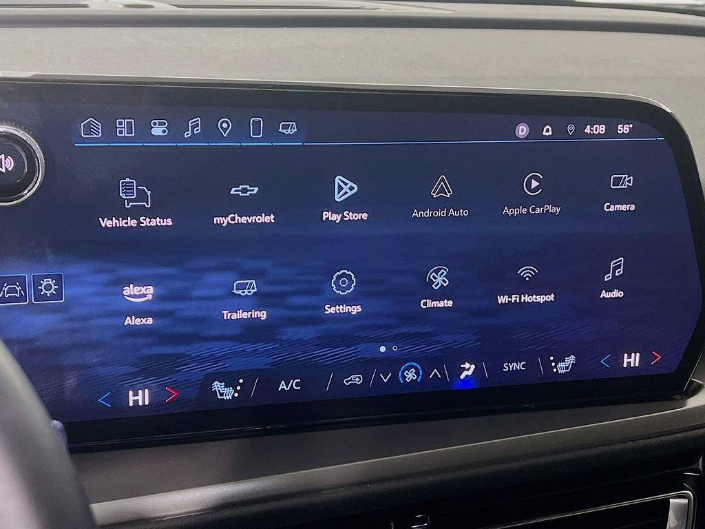 Used 2025 Chevrolet Traverse LT w/ Sun and Wheel Package image 14