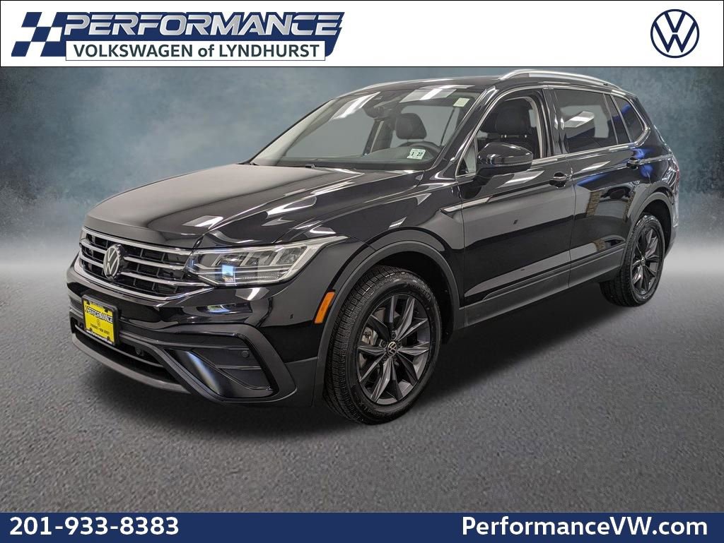 Used 2022 Volkswagen Tiguan SE w/ Panoramic Sunroof Package AWD/4WD image 1