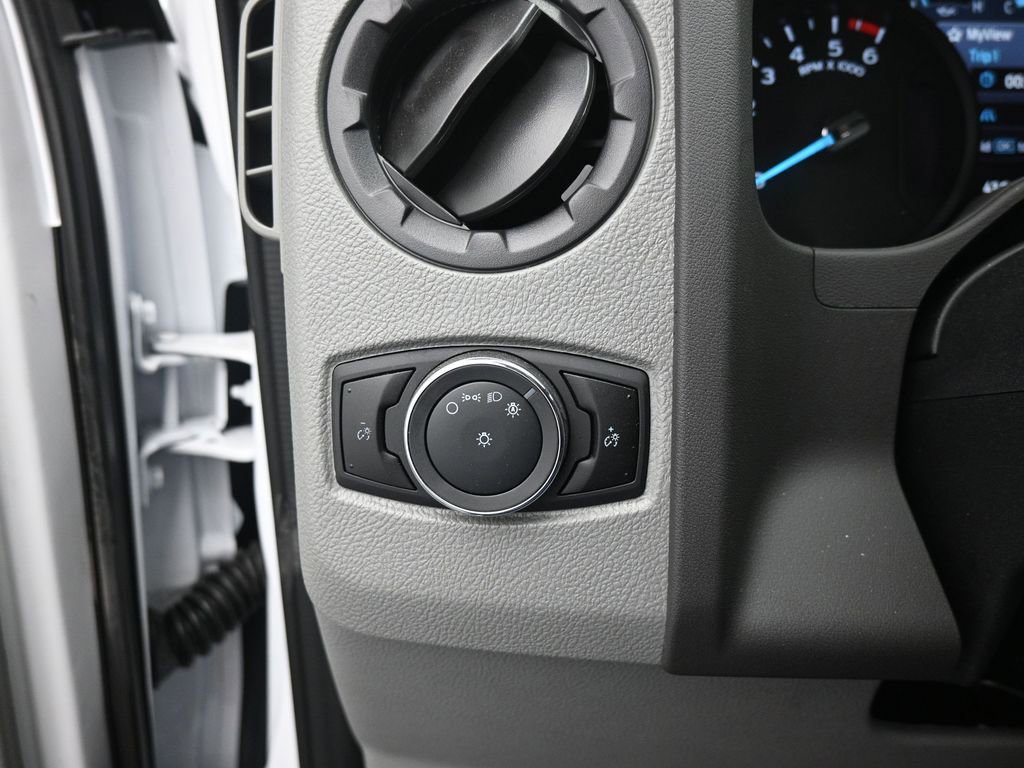 New 2026 Ford E-350 and Econoline 350 Super Duty w/ Power Equipment Group RWD image 10
