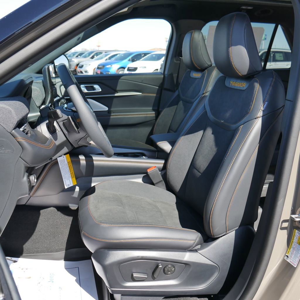 New 2026 Ford Explorer Tremor w/ Tremor Ultimate Package image 28