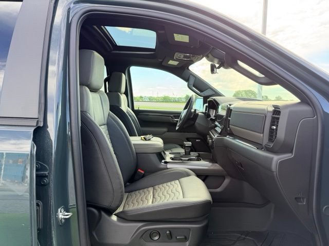 Certified 2026 Chevrolet Silverado 1500 ZR2 AWD/4WD image 11