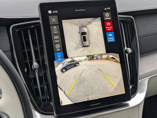 New 2026 Volvo XC90 B6 Ultra w/ Lounge Package image 24
