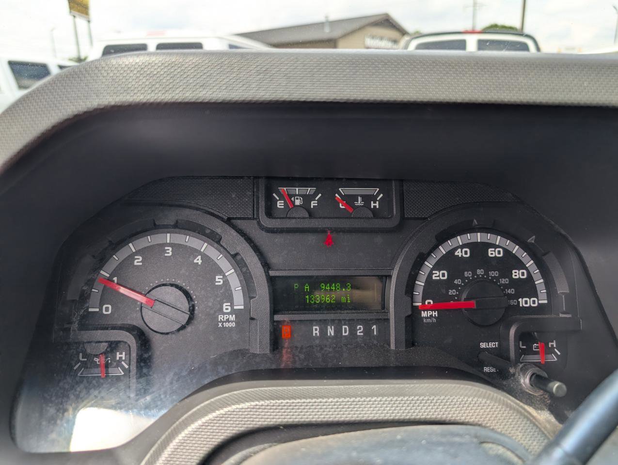 Used 2013 Ford E-350 and Econoline 350 XLT RWD image 4