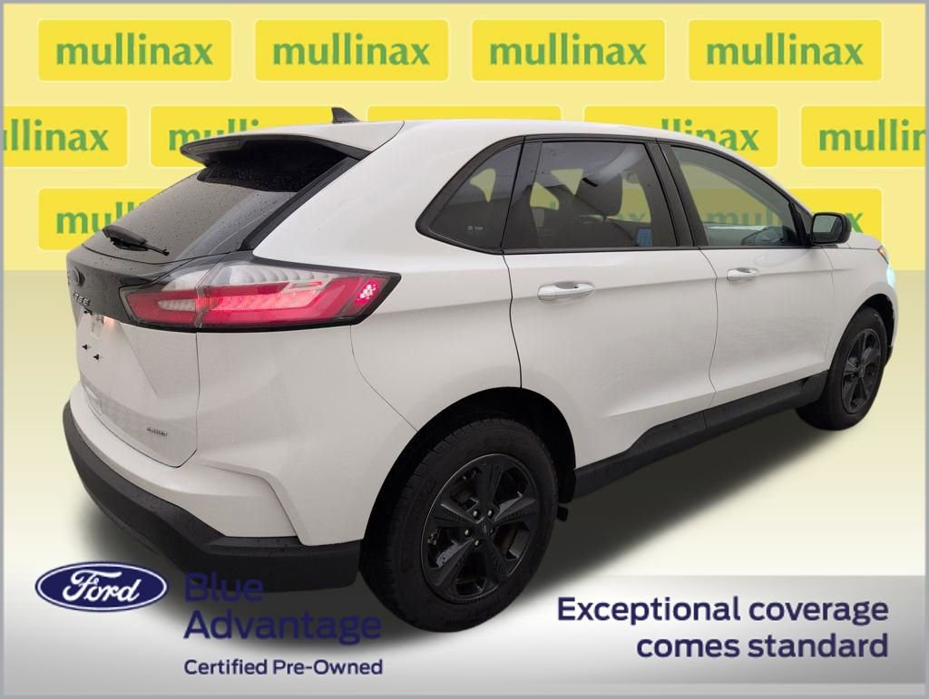 Used 2024 Ford Edge SE image 3