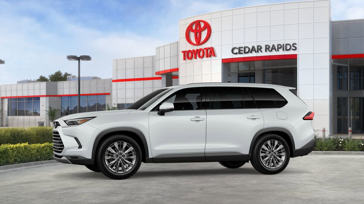 New 2026 Toyota Grand Highlander Platinum image 3