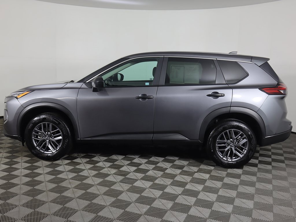 Used 2024 Nissan Rogue S image 14