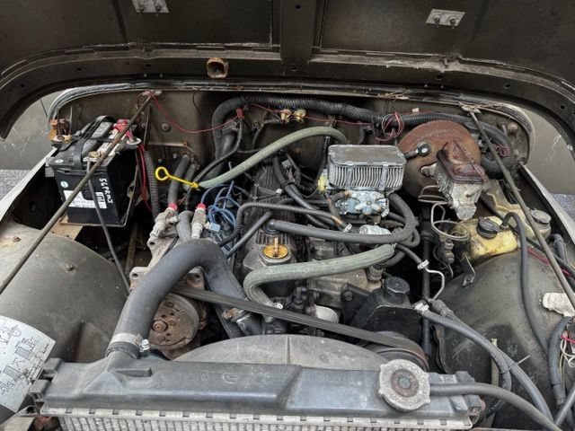 Used 1989 Jeep Wrangler Sahara AWD/4WD image 3