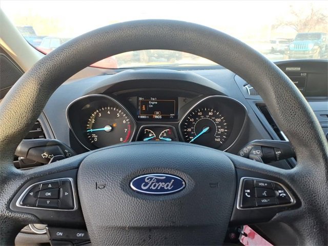 Used 2017 Ford Escape SE image 19