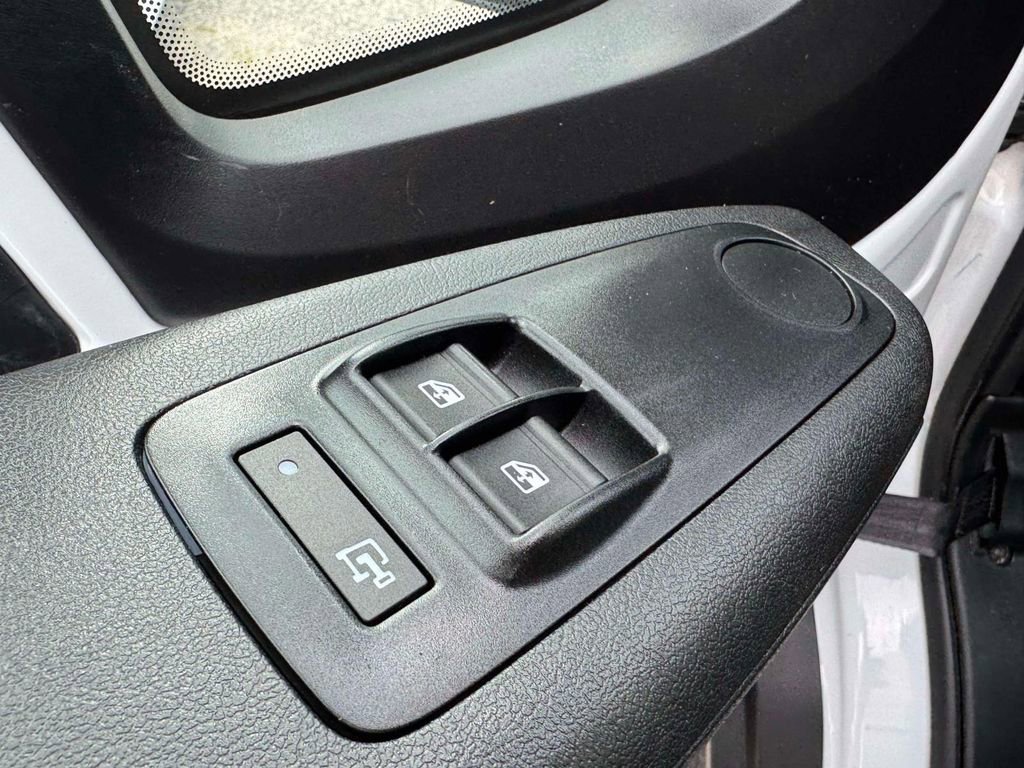 Used 2023 RAM ProMaster 2500 image 53