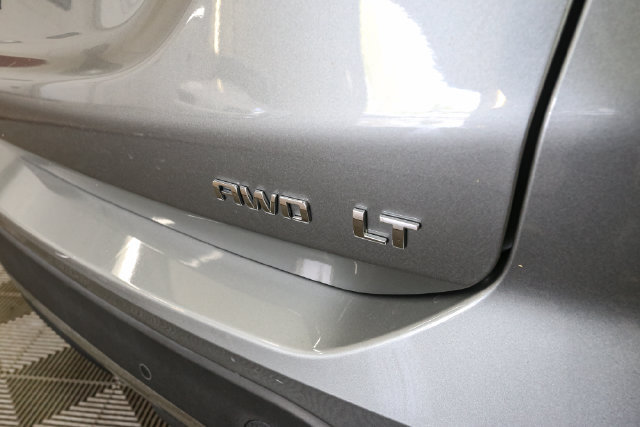 Used 2023 Chevrolet Equinox LT AWD/4WD image 10