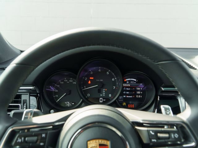 Certified 2026 Porsche Macan image 24