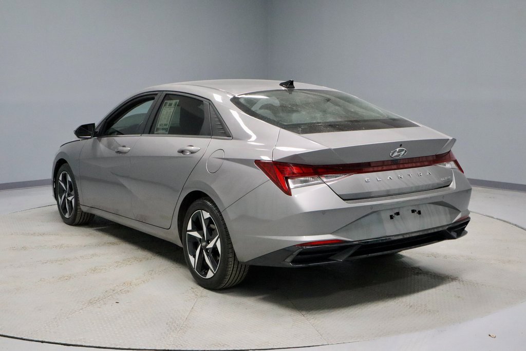 Certified 2023 Hyundai Elantra Limited image 10