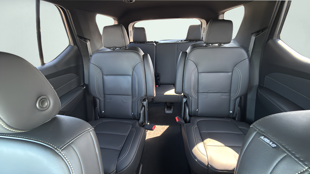 Used 2023 Chevrolet Traverse LT w/ Rear Camera Mirror Package AWD/4WD image 47