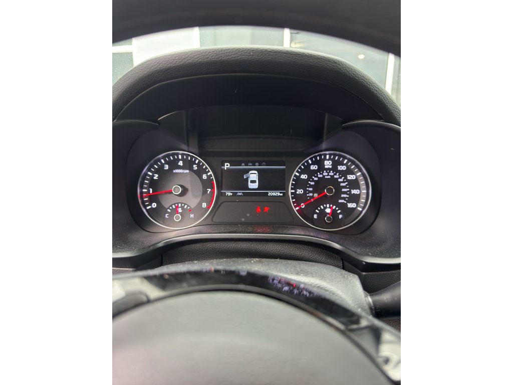 Used 2023 Kia Forte LXS FWD image 2