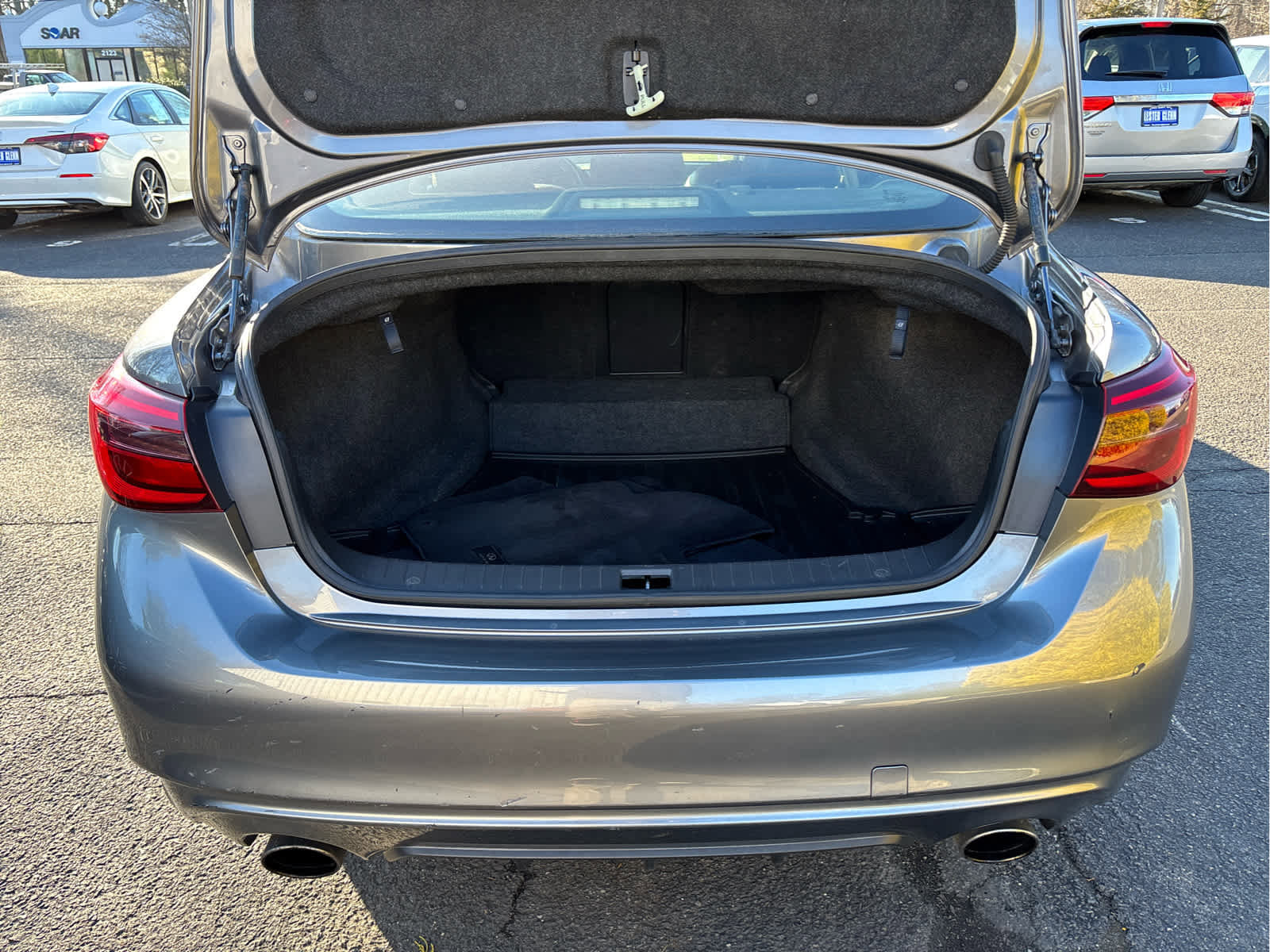 Used 2018 INFINITI Q50 Luxe w/ Essential Package (3.0T Luxe) image 34