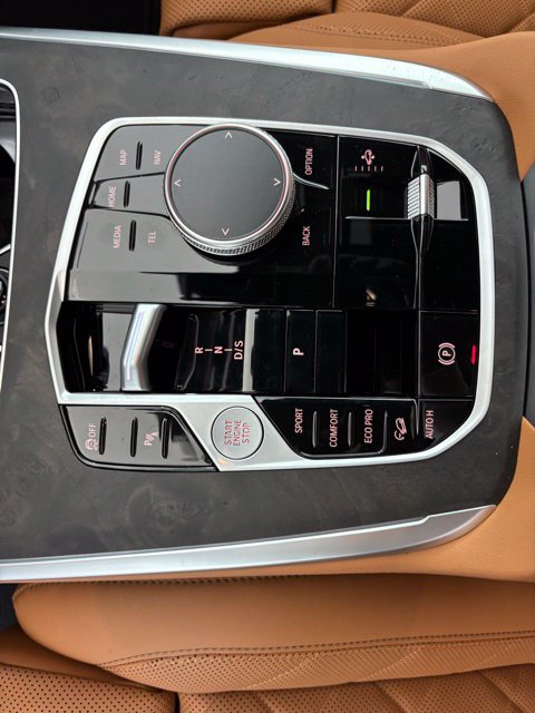 New 2027 BMW X7 xDrive40i w/ M Sport Package AWD/4WD image 11