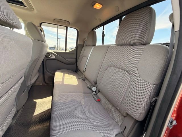 Used 2016 Nissan Frontier SV w/ SV Value Truck Package AWD/4WD image 16