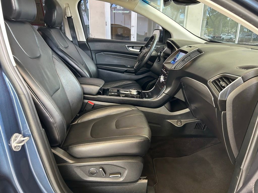 Used 2019 Ford Edge Titanium w/ Cargo Accessory Package FWD image 20