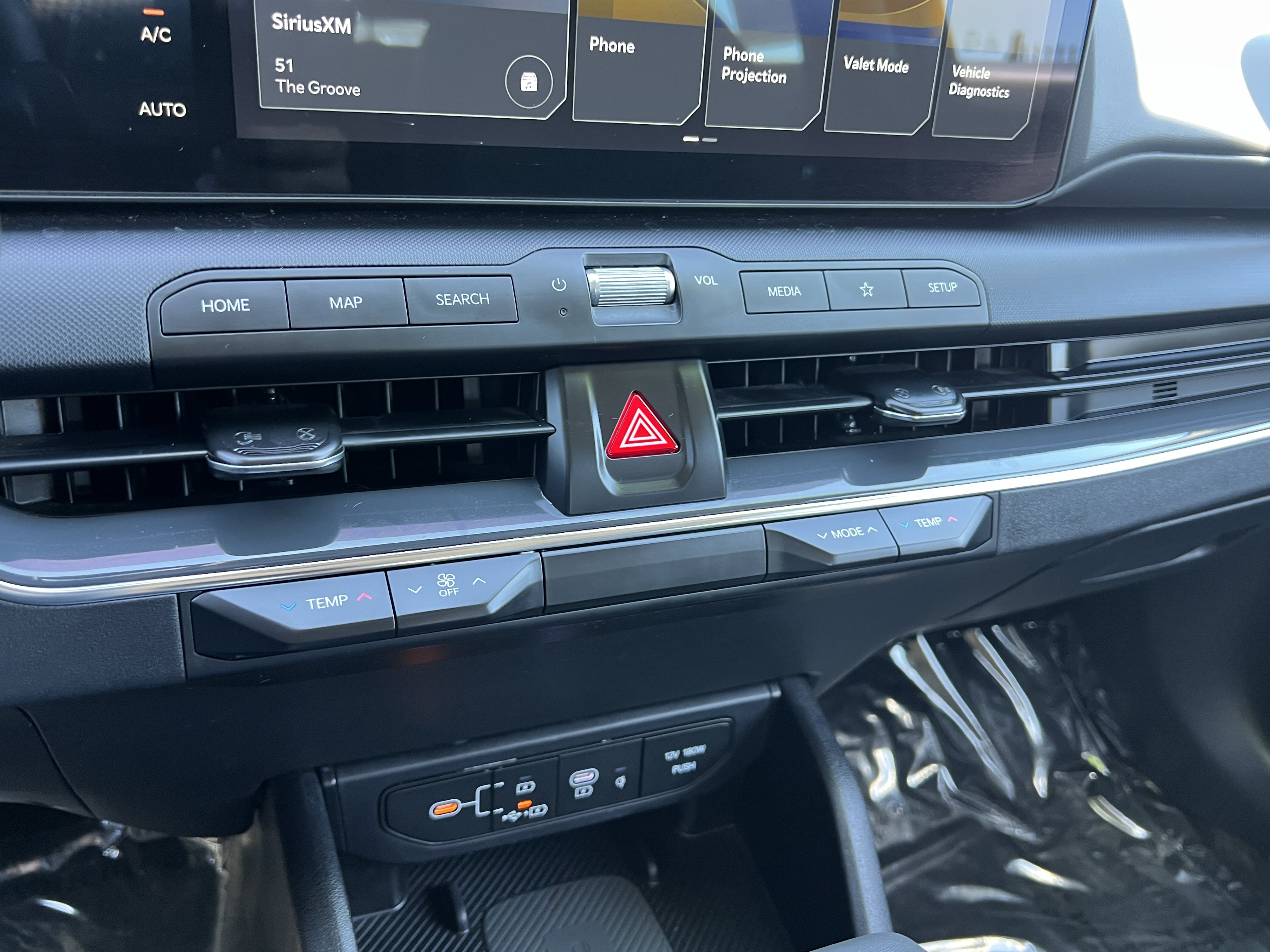 Certified 2025 Kia K4 EX FWD image 29