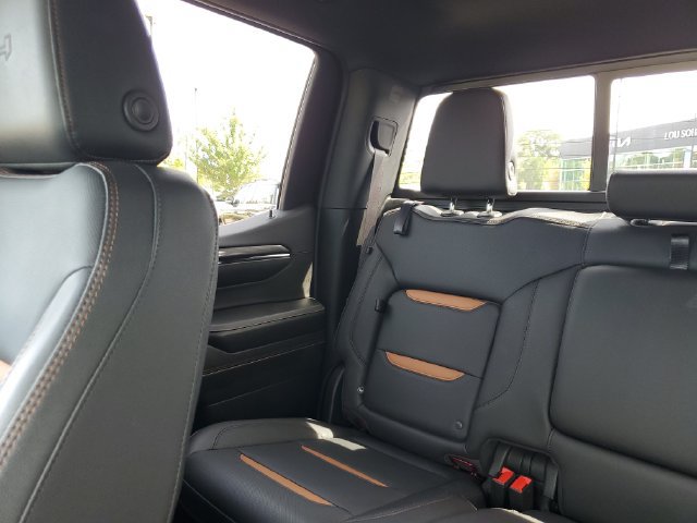 Used 2023 GMC Sierra 1500 AT4 w/ AT4 Premium Package AWD/4WD image 10