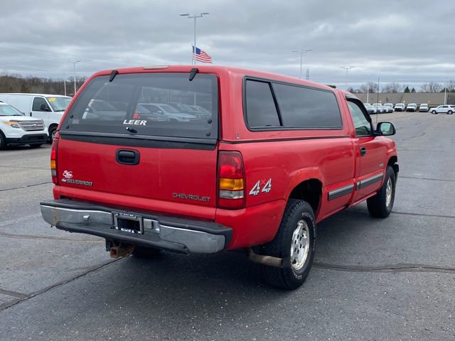 Used 1999 Chevrolet Silverado 1500 LS w/ Firm Ride Suspension Pkg video 2