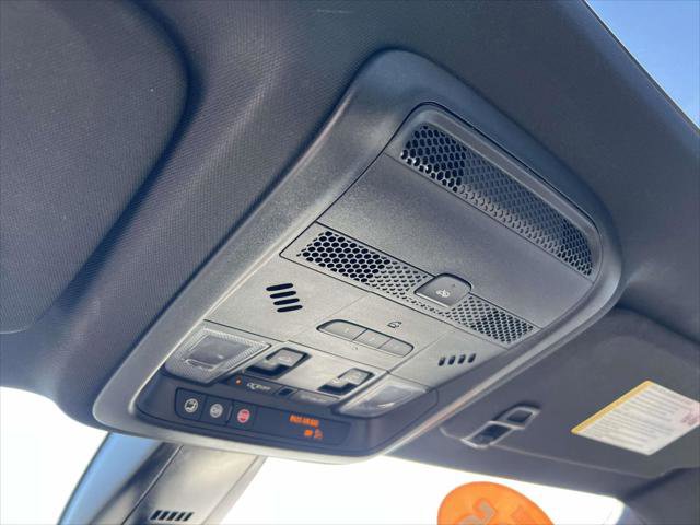 Certified 2025 Cadillac XT6 Premium Luxury w/ Technology Package image 33