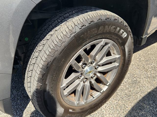 Used 2023 Chevrolet Colorado LT w/ LT Convenience Package II image 10