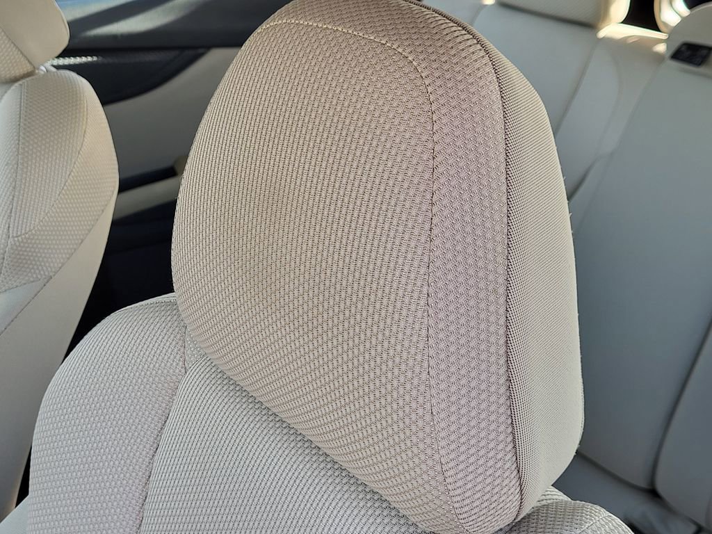 Used 2018 Subaru Impreza 2.0i image 5