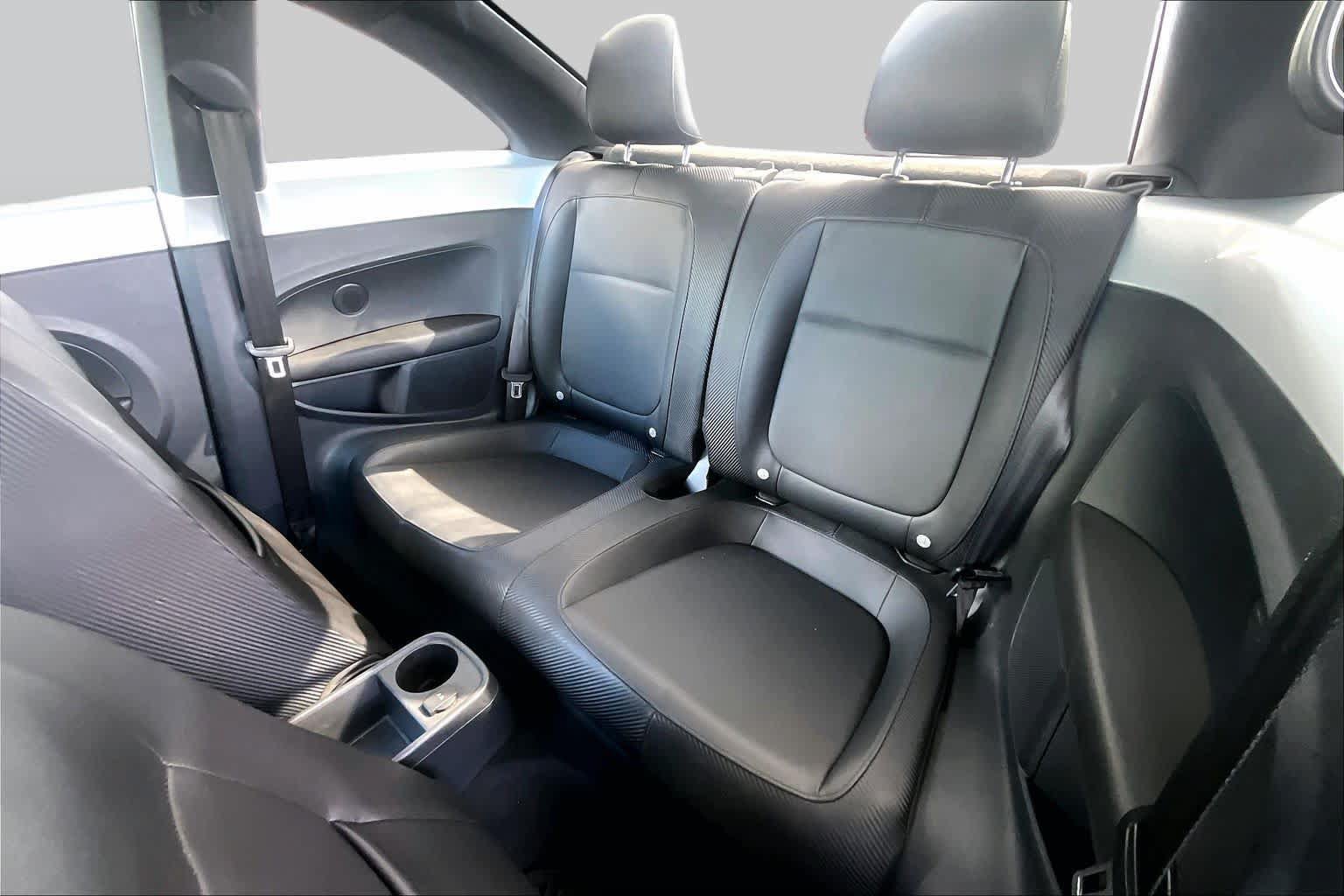 Used 2012 Volkswagen Beetle 2.5 FWD image 19