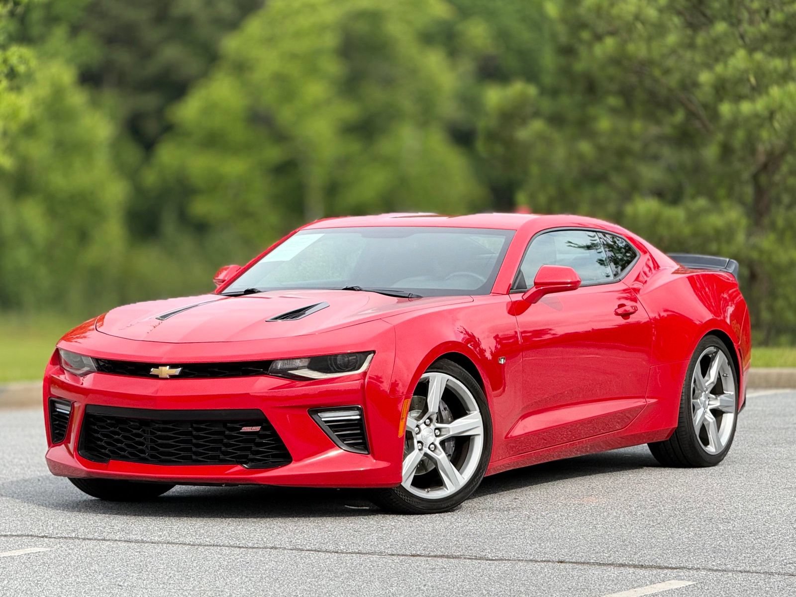 Used 2016 Chevrolet Camaro SS RWD image 8