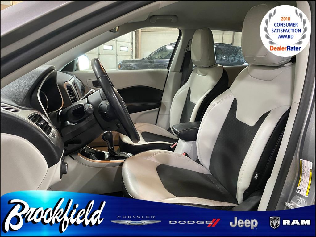 Used 2020 Jeep Compass Latitude w/ Popular Equipment Group AWD/4WD image 17