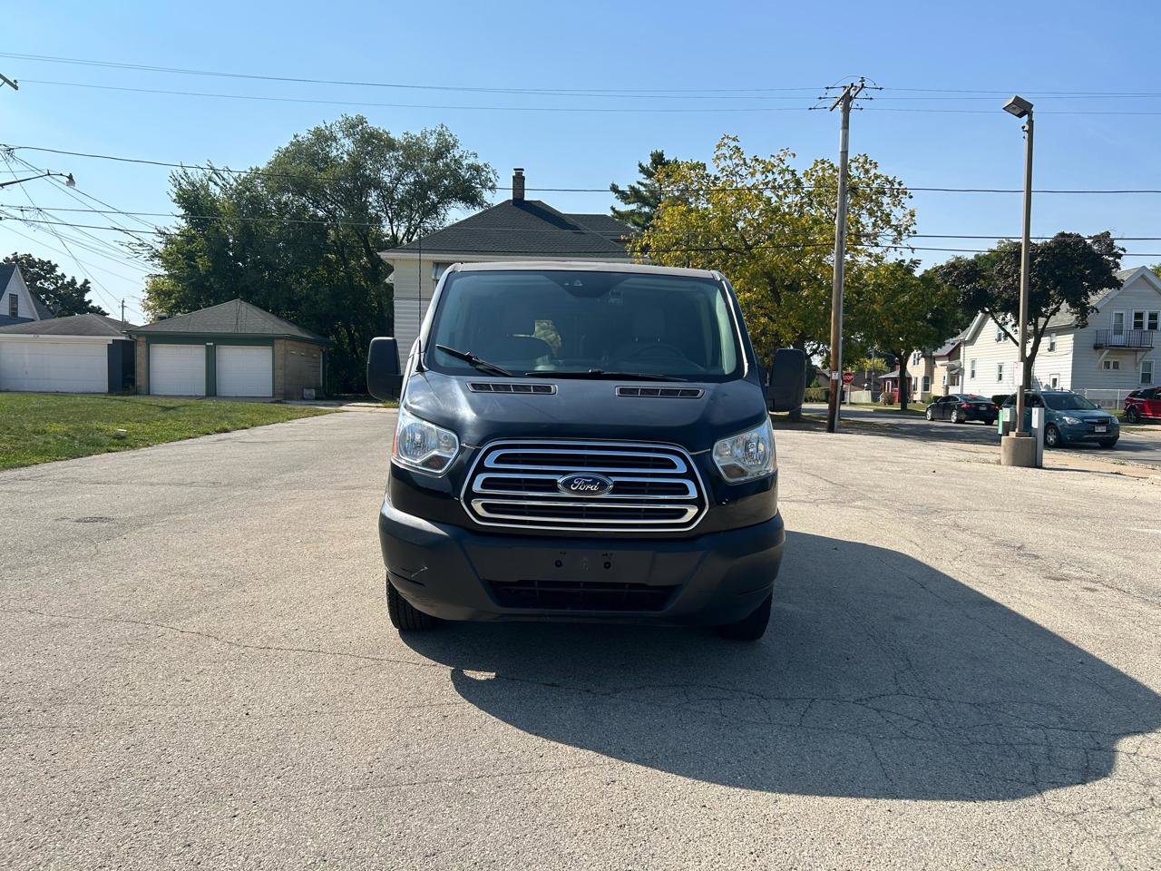 Used 2016 Ford Transit 250 130 Low Roof w/ Exterior Upgrade Package RWD image 2