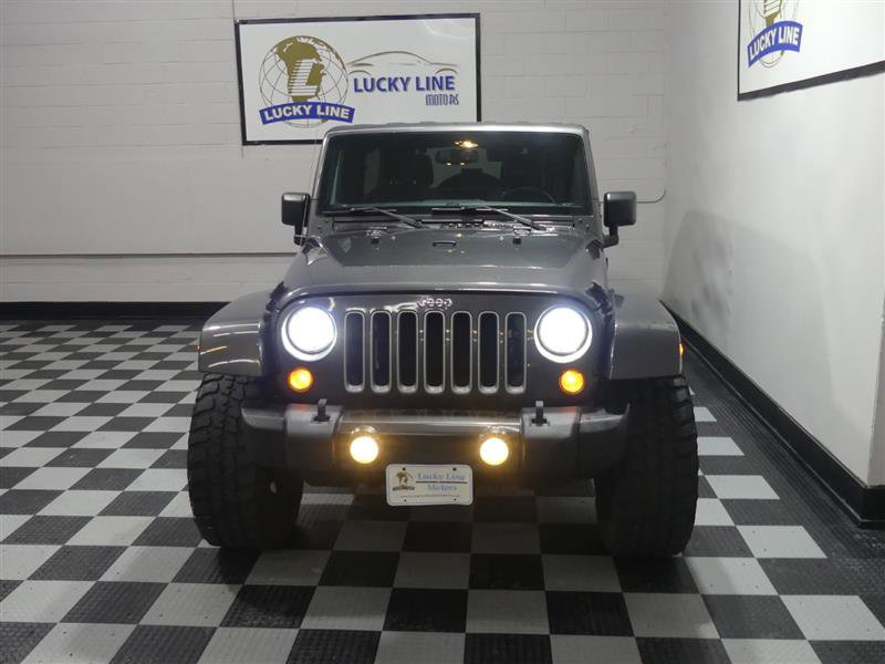 Used 2018 Jeep Wrangler Unlimited Sahara image 3
