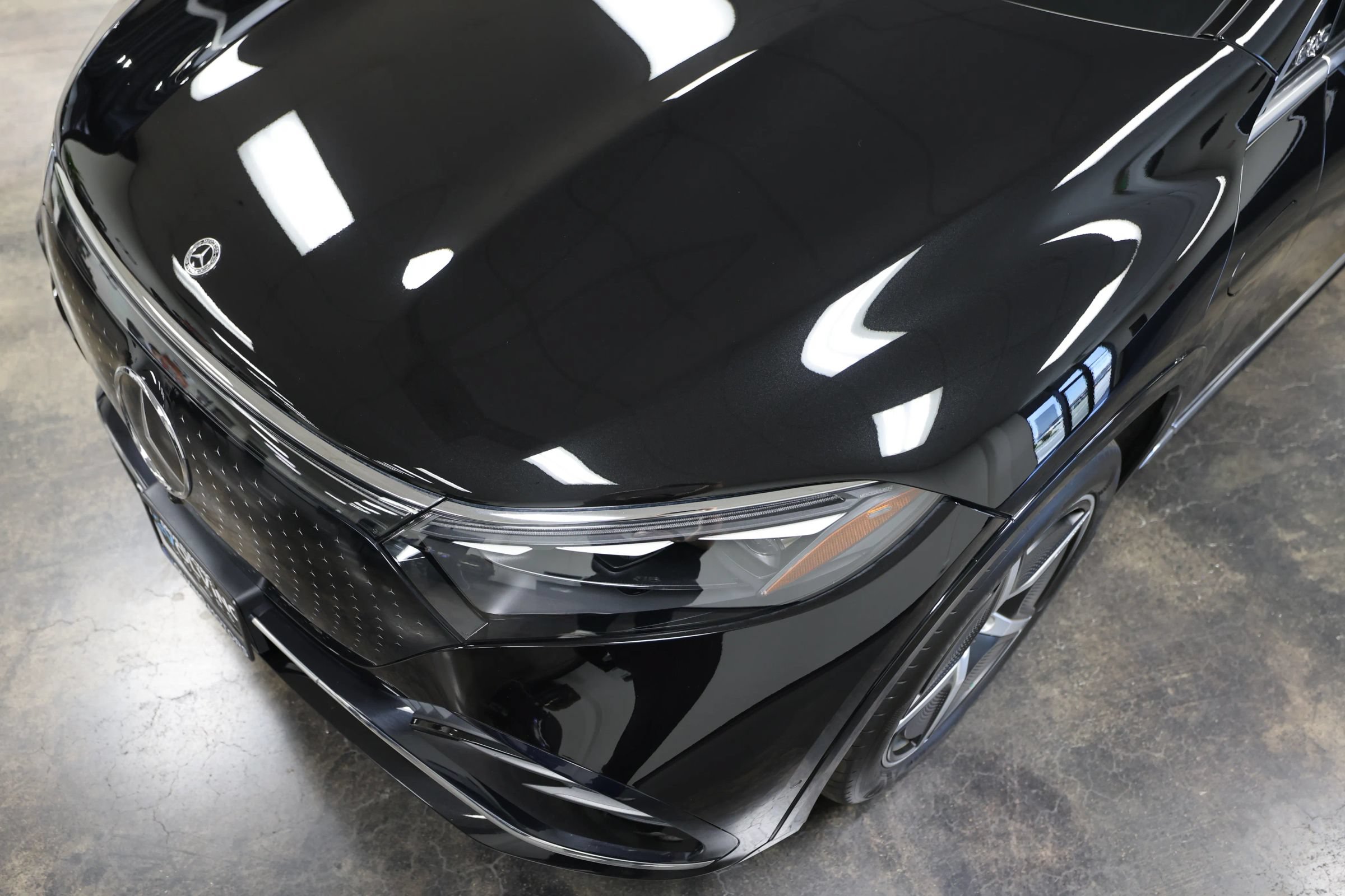 Used 2023 Mercedes-Benz EQS 580 4MATIC SUV image 14