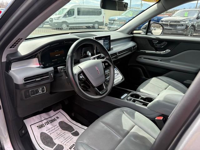 Used 2022 Lincoln Corsair Reserve w/ Equipment Group 201A image 3