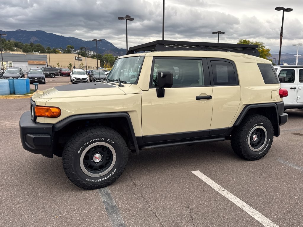 Used 2010 Toyota FJ Cruiser 4WD image 18