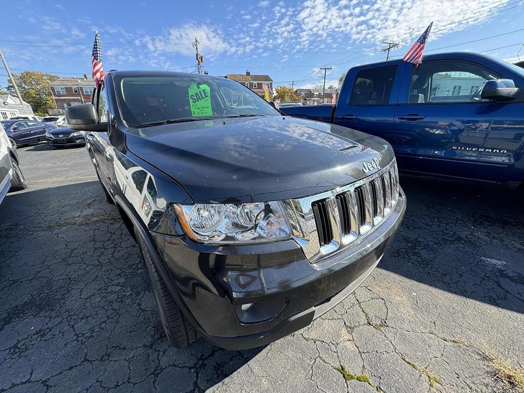 Used 2011 Jeep Grand Cherokee Laredo
