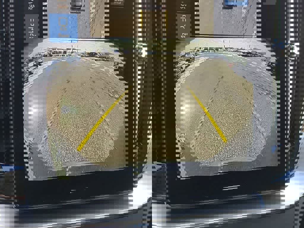 New 2026 Volvo XC90 B5 Plus w/ Protection Package Premier image 28