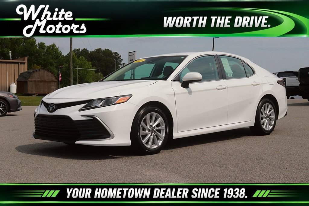 Used 2023 Toyota Camry LE FWD image 1
