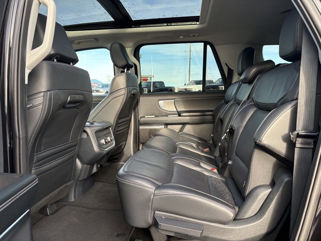Certified 2025 Ford Expedition Max Platinum image 19