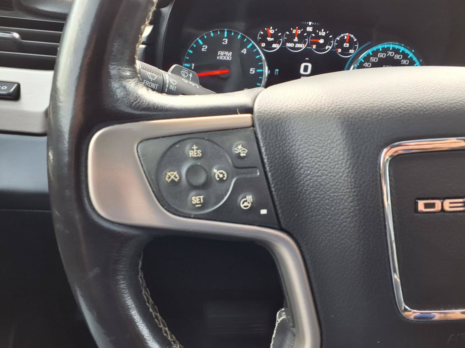 Used 2018 GMC Yukon XL Denali w/ Denali Ultimate Package RWD image 23