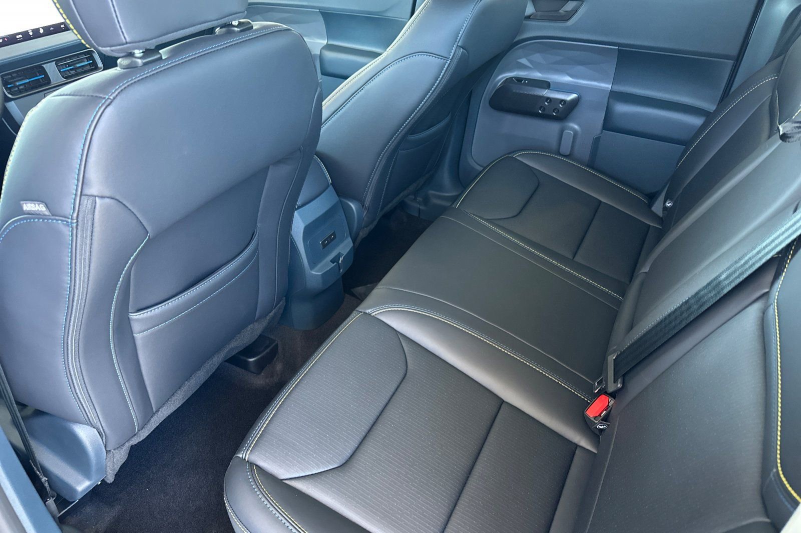 New 2025 Ford Maverick Lobo AWD/4WD image 11