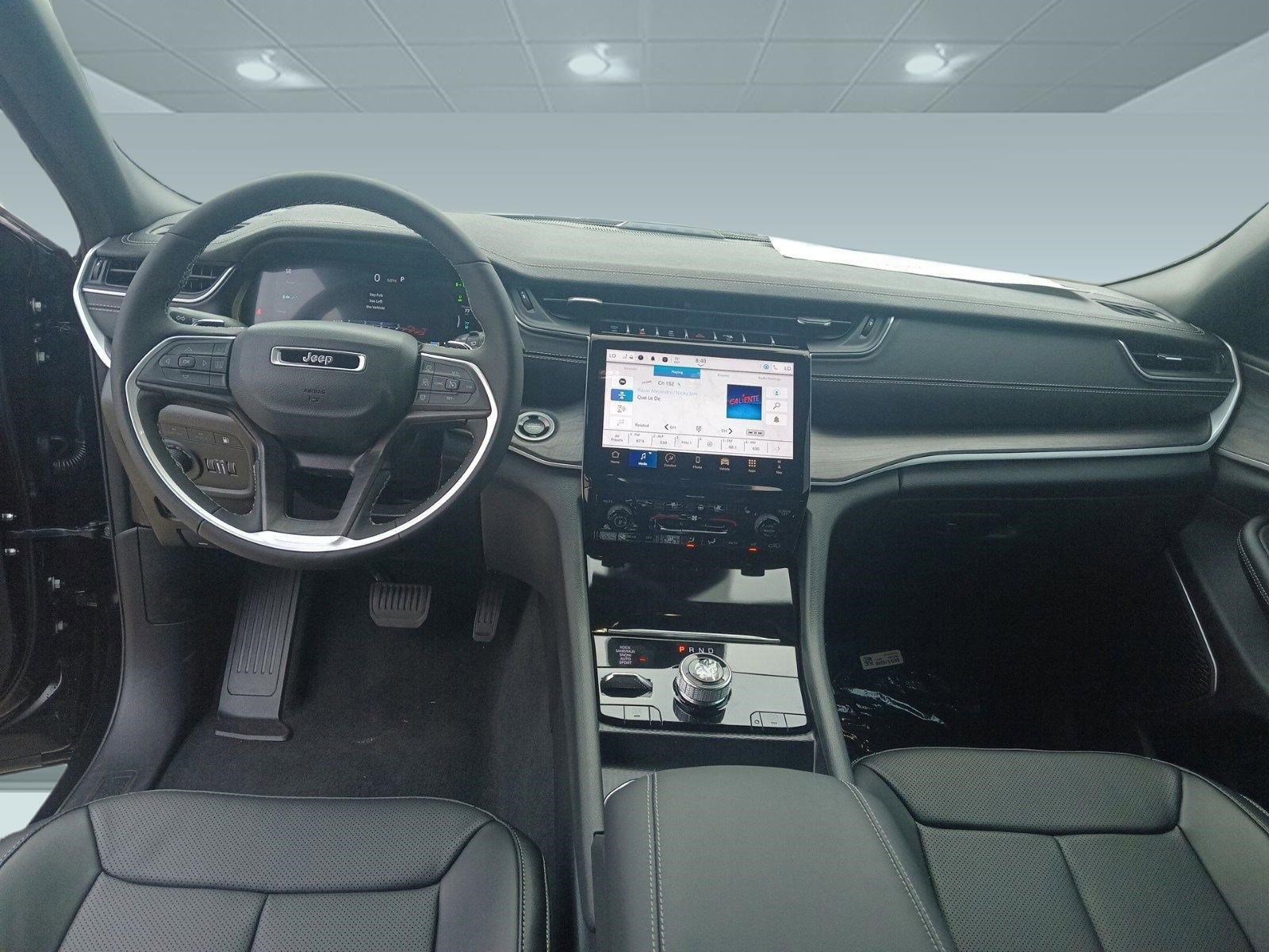 Used 2024 Jeep Grand Cherokee Limited 4xe image 14