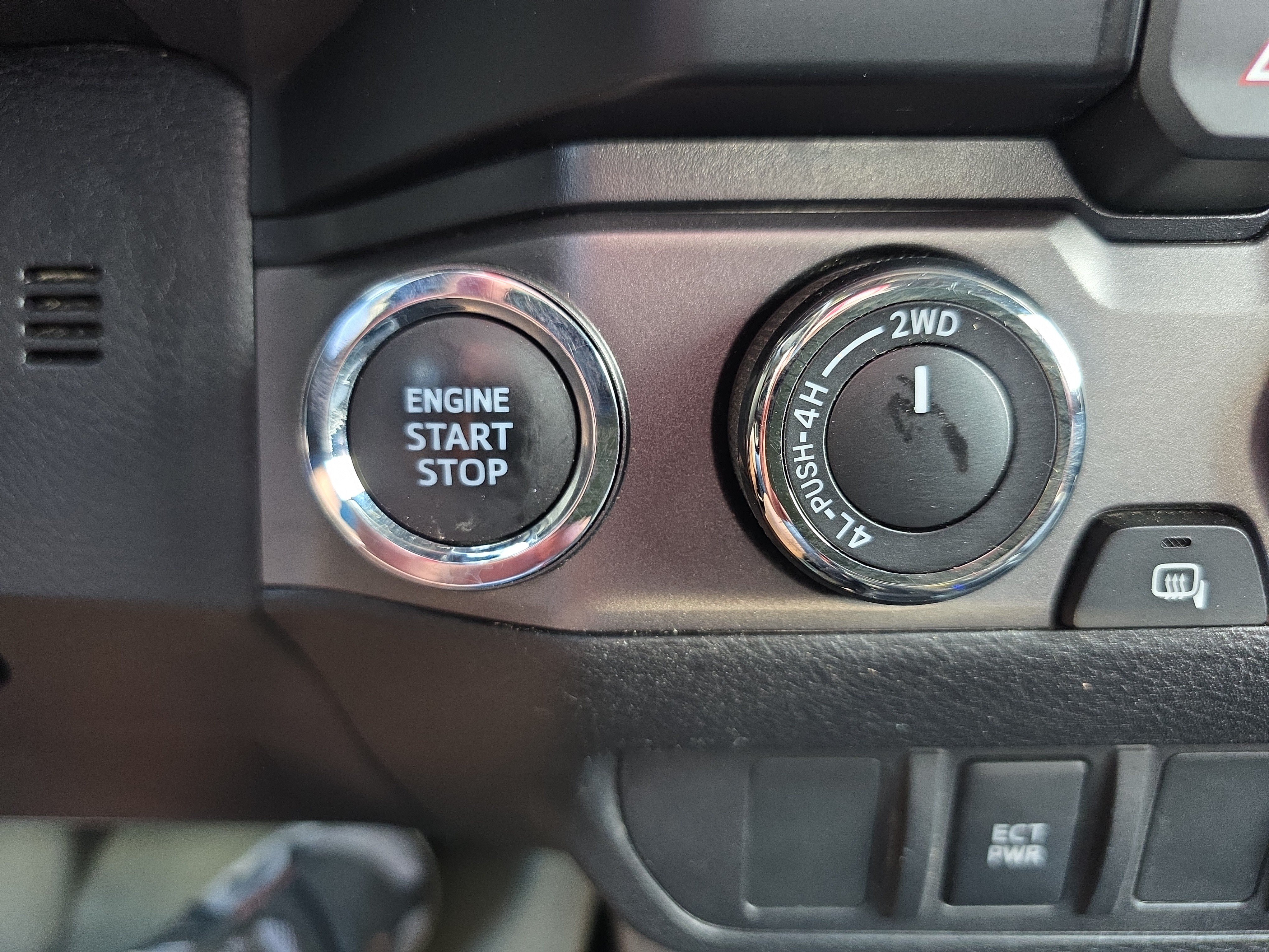 Used 2023 Toyota Tacoma TRD Off-Road AWD/4WD image 24
