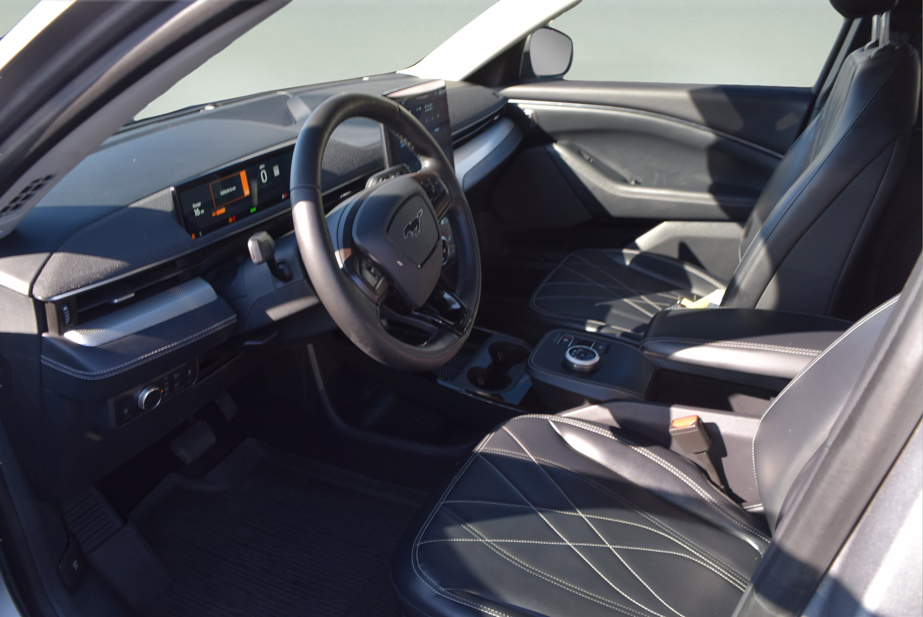 Used 2021 Ford Mustang Mach-E Select w/ Comfort/Appearance Package image 9