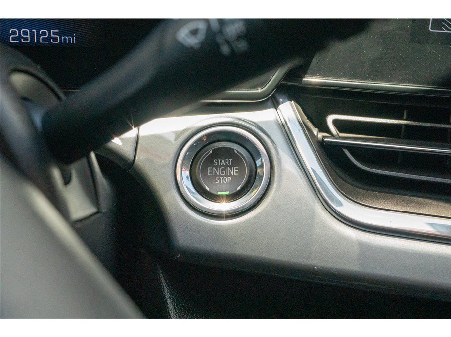 Used 2024 Chevrolet Trax LT FWD image 23