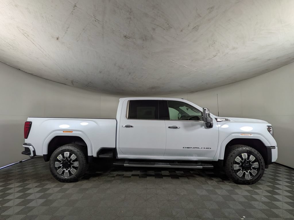 New 2026 GMC Sierra 2500 Denali w/ Denali Reserve Package AWD/4WD image 6