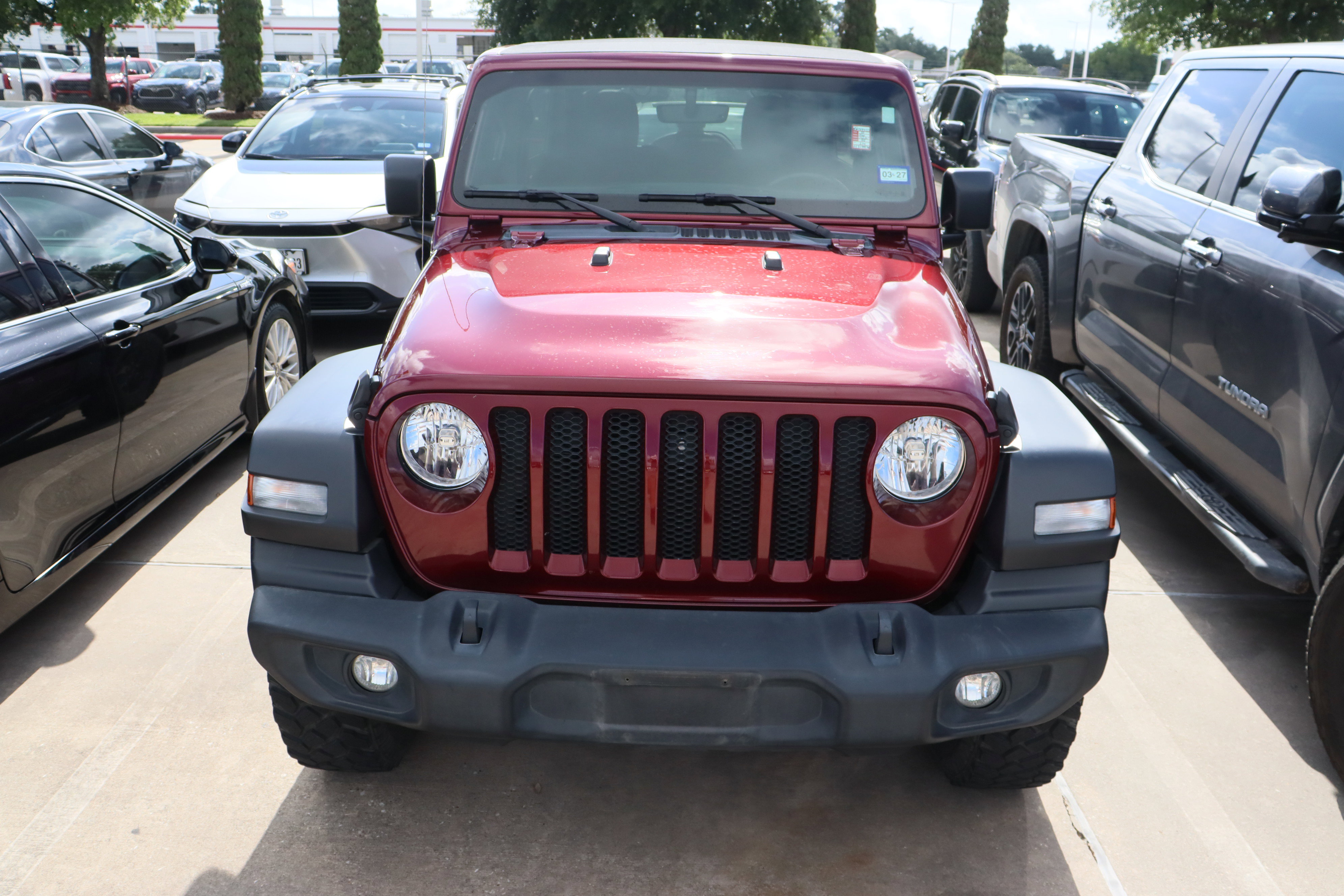 Used 2022 Jeep Wrangler Unlimited Sport w/ Sun And Sound Package AWD/4WD image 4